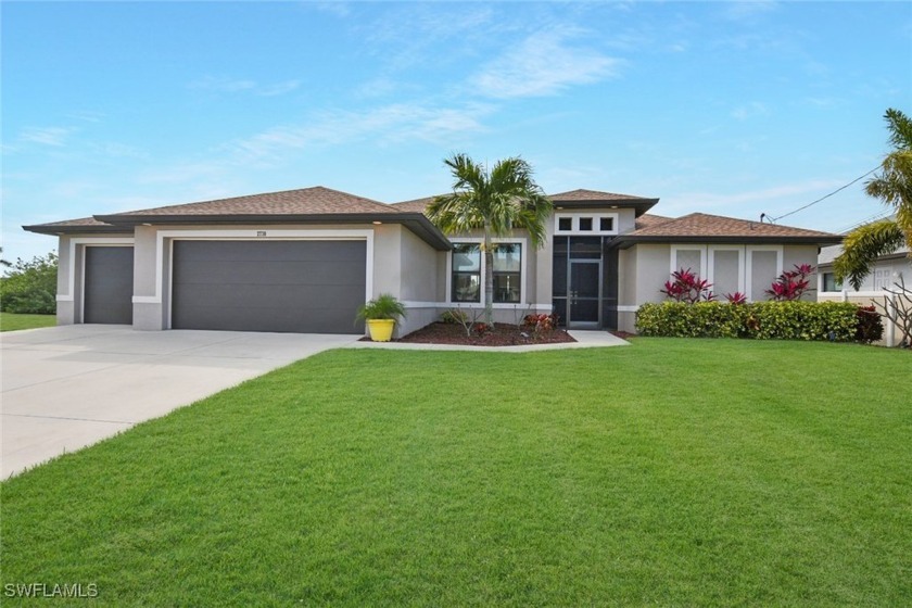 Discover your slice of paradise in this clean 2017 waterfront - Beach Home for sale in Cape Coral, Florida on Beachhouse.com