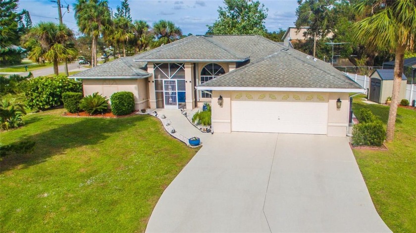 Immaculate and Spacious 3 Bedroom, 2 Bath Home on an Oversized - Beach Home for sale in North Port, Florida on Beachhouse.com