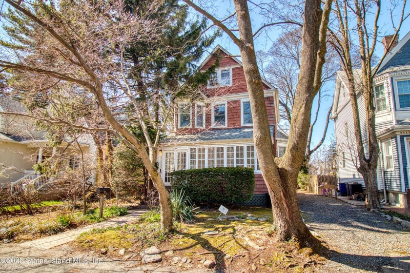 Welcome to 46 Duncan Road, located in the desired neighborhood - Beach Home for sale in Staten Island, New York on Beachhouse.com