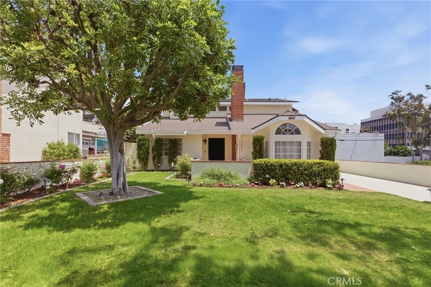 Some homes get there all at once. This one got there the right - Beach Home for sale in Long Beach, California on Beachhouse.com