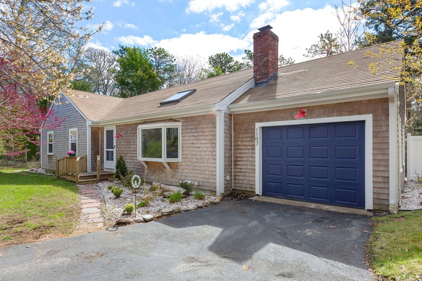 There's so much to love about this Harwich home, located between - Beach Home for sale in Harwich, Massachusetts on Beachhouse.com