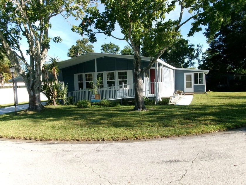 Great location! Large corner lot across the street from the main - Beach Home for sale in Ormond Beach, Florida on Beachhouse.com