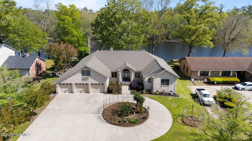 Get ready to be captivated by this incredible waterfront - Beach Home for sale in New Bern, North Carolina on Beachhouse.com