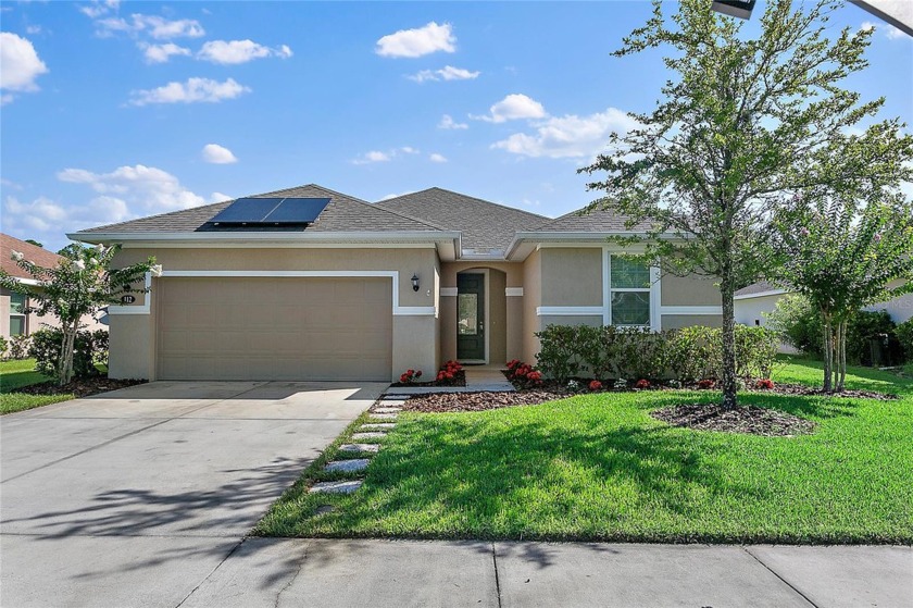 Welcome to this beautiful move-in-ready home, featuring a split - Beach Home for sale in Ormond Beach, Florida on Beachhouse.com