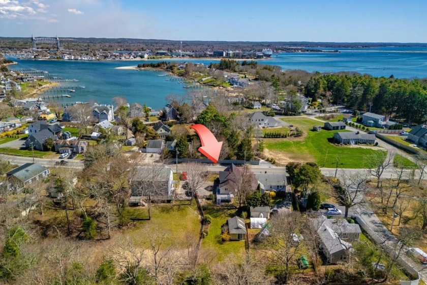 Charming 3 Bedroom, 1.5 Bath Home just under 2 miles from the - Beach Home for sale in Buzzards Bay, Massachusetts on Beachhouse.com