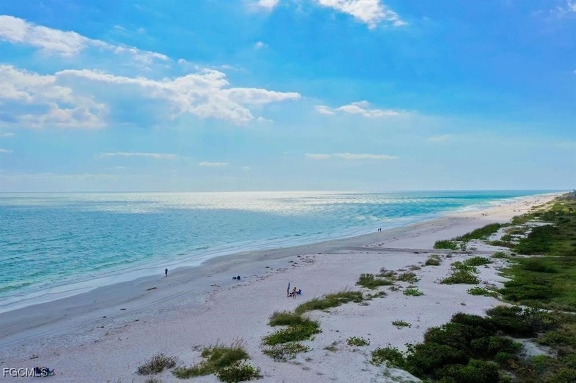 Sanibel Moorings, what better place is there on this island to - Beach Condo for sale in Sanibel, Florida on Beachhouse.com