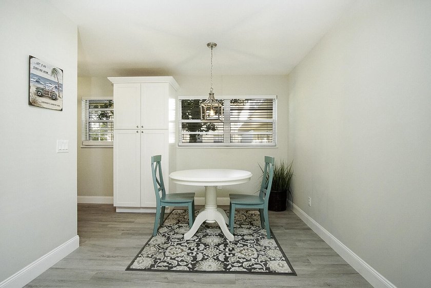 LOOK! Just in time for season! Beautifully updated and appointed - Beach Condo for sale in Vero Beach, Florida on Beachhouse.com