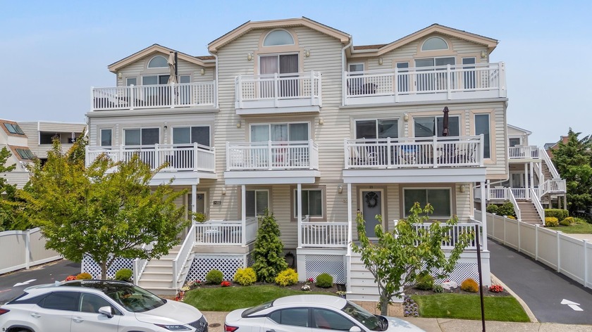 Just steps from the beach, this exceptional townhouse offers - Beach Condo for sale in Margate, New Jersey on Beachhouse.com