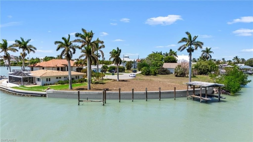 STUNNING WATERFRONT VIEWS. Enjoy 135 feet of sparkling Gulf - Beach Lot for sale in Naples, Florida on Beachhouse.com