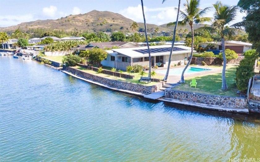 First time on the market! On the water's edge at Enchanted Lake - Beach Home for sale in Kailua, Hawaii on Beachhouse.com