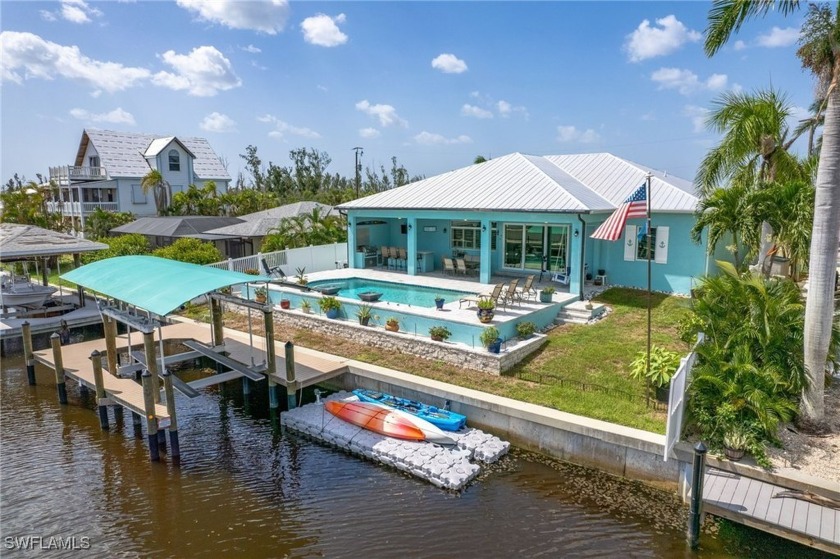 THIS HOME HAD NO DAMAGE OR FLOODING FROM RECENT STORMS.  Welcome - Beach Home for sale in St. James City, Florida on Beachhouse.com