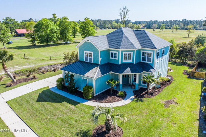Welcome to this enchanted southern gem, surrounded by - Beach Home for sale in Hampstead, North Carolina on Beachhouse.com