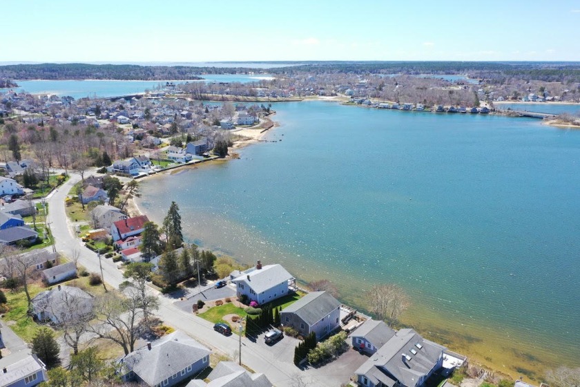 Onset (Oniset Heights) - Direct Waterfront on Broad Cove! - Beach Home for sale in Onset, Massachusetts on Beachhouse.com