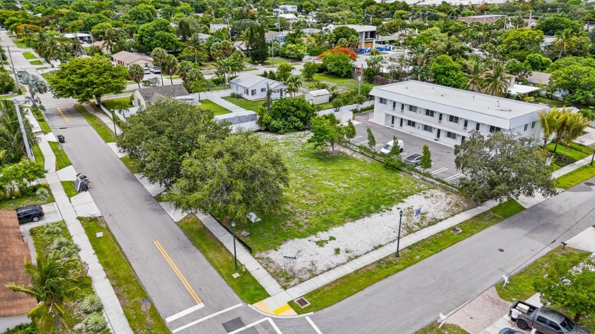 Unlock the potential of this prime 0.32-acre parcel, ideally - Beach Lot for sale in Delray Beach, Florida on Beachhouse.com