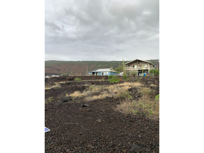 Build your dream home on this 7,500 sq ft lot on Kai Ave. oR - Beach Lot for sale in Captain Cook, Hawaii on Beachhouse.com