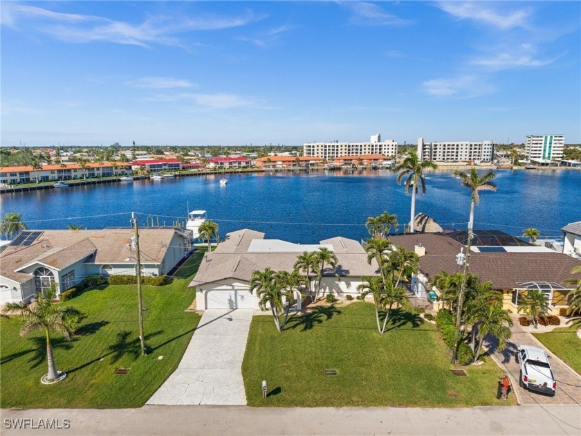 Bimini Basin Beauty: Prime Waterfront Location, Move-In Ready or - Beach Home for sale in Cape Coral, Florida on Beachhouse.com