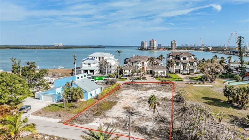 Seize the opportunity to own a prime piece of land at the south - Beach Lot for sale in Fort Myers Beach, Florida on Beachhouse.com