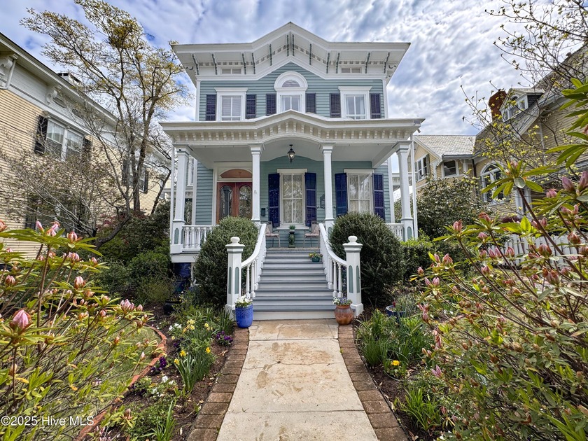 This meticulously maintained Italianate home is presented for - Beach Home for sale in Wilmington, North Carolina on Beachhouse.com