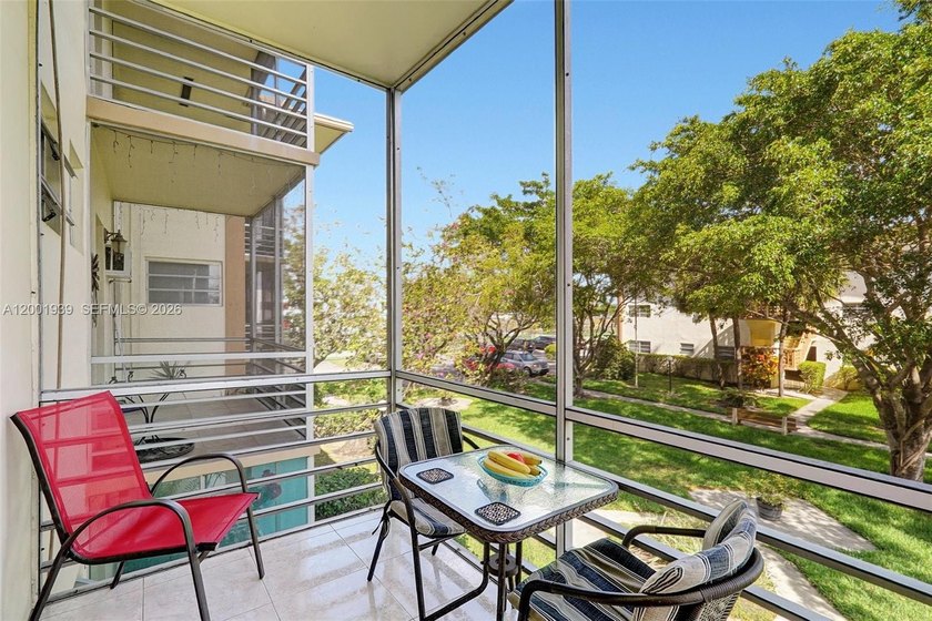 Beautiful and fully furnished 1-bedroom condo located on the - Beach Condo for sale in Miami, Florida on Beachhouse.com