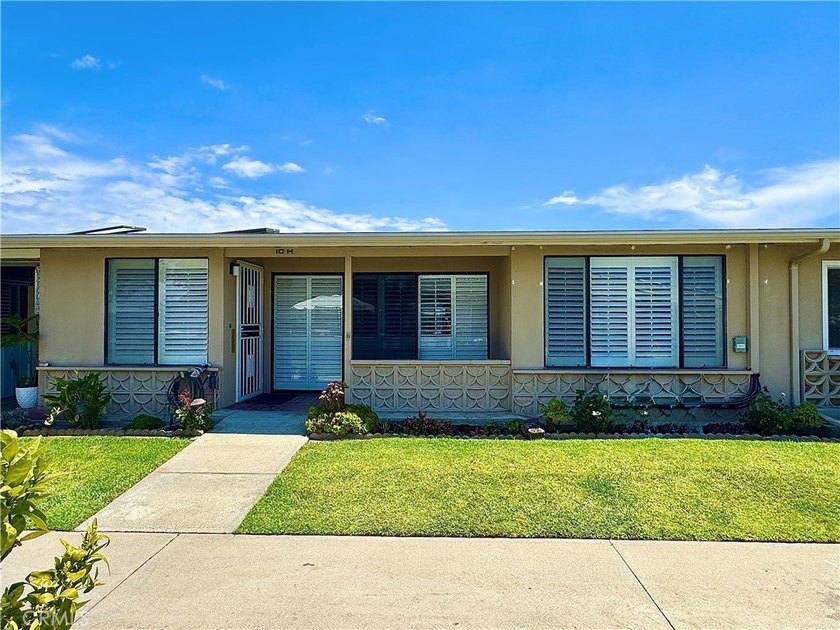 Welcome home to this beautifully updated, bright and airy home - Beach Other for sale in Seal Beach, California on Beachhouse.com