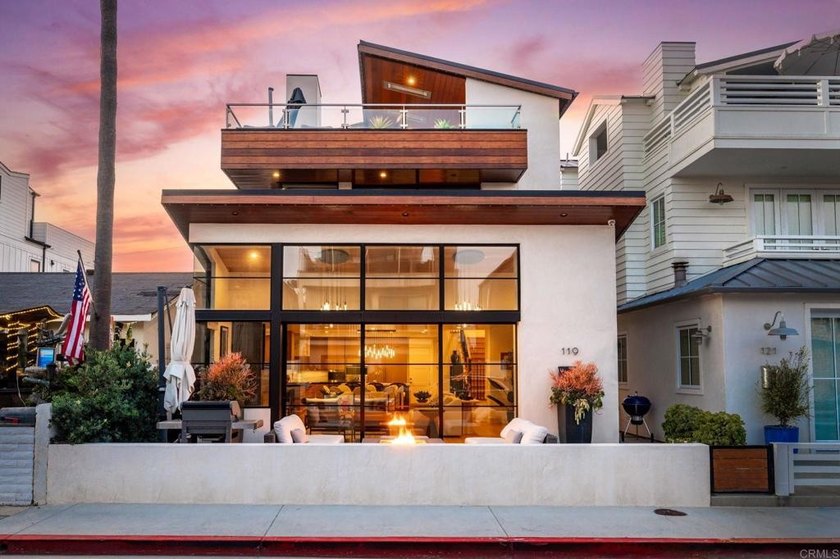 Experience the pinnacle of coastal living in this exceptional - Beach Home for sale in Newport Beach, California on Beachhouse.com