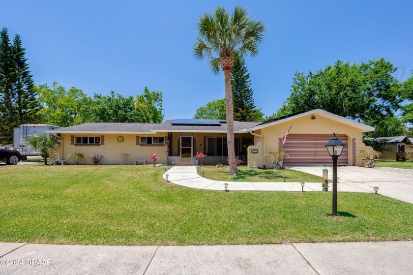 Large corner double lot! Remodeled 3 bedroom, 2 bathroom home - Beach Home for sale in Port Orange, Florida on Beachhouse.com