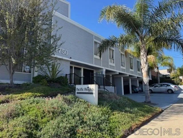 Own your slice of paradise in Pacific Beach! This 2 bedroom/1 - Beach Condo for sale in San Diego, California on Beachhouse.com