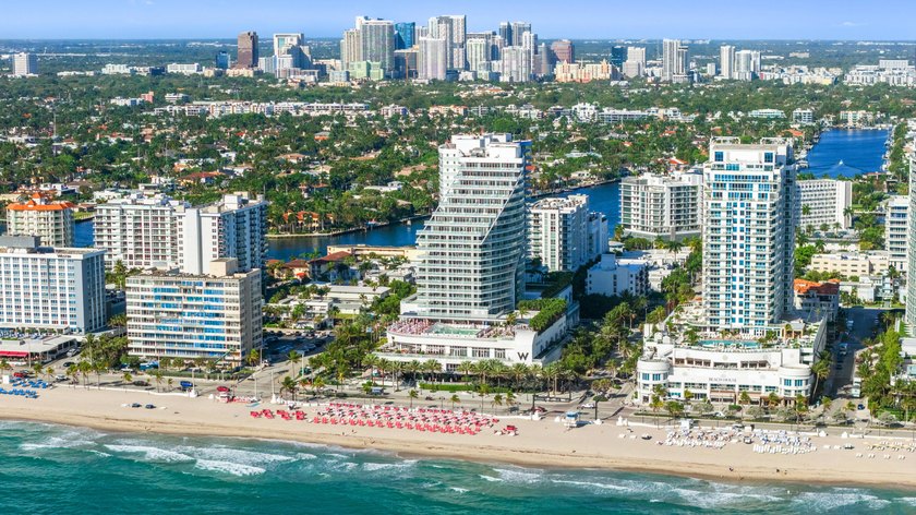 Oceanfront Luxury Living with NO RENTAL RESTRICTIONS,  friendly! - Beach Condo for sale in Fort Lauderdale, Florida on Beachhouse.com