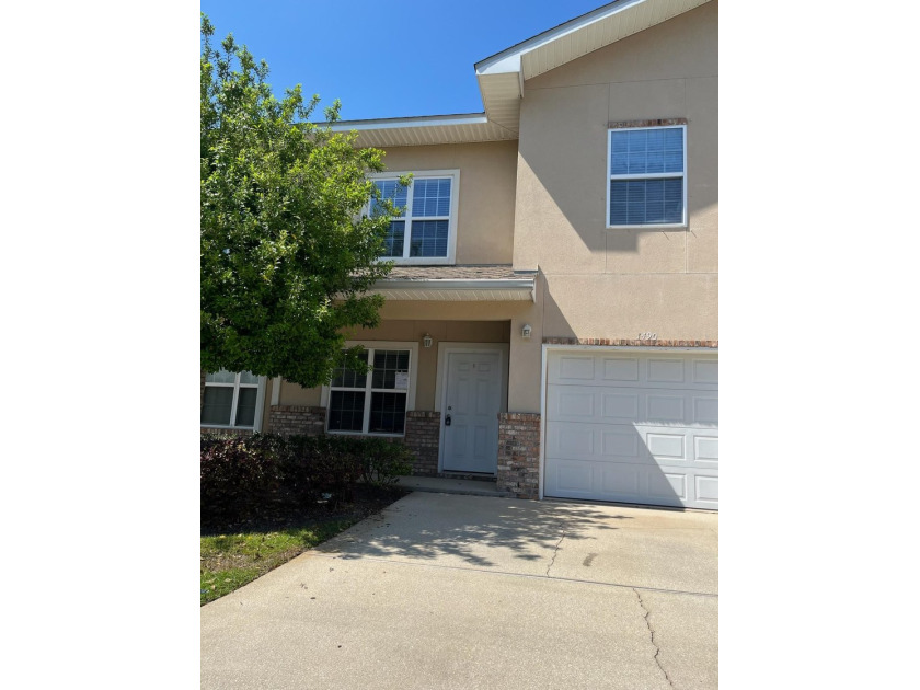Welcome to Meridian Square Townhomes! This beautiful townhome - Beach Townhome/Townhouse for sale in Fort Walton Beach, Florida on Beachhouse.com