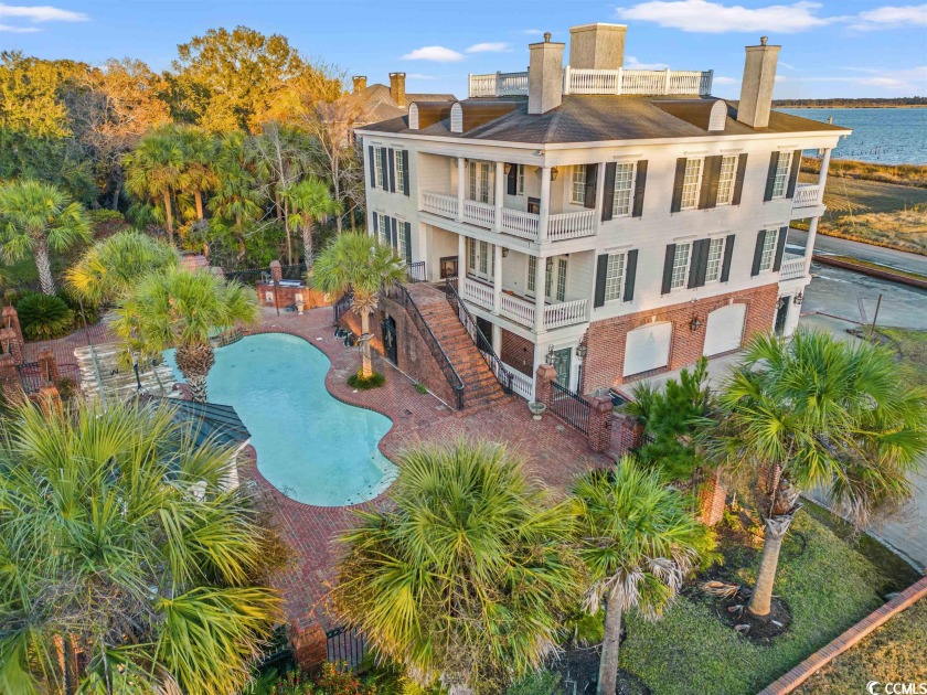 A Georgetown jewel that would easily fit in with the mansions - Beach Home for sale in Georgetown, South Carolina on Beachhouse.com
