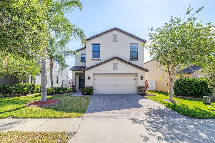 Under contract-accepting backup offers. Gated. Updated. Move-in - Beach Home for sale in Trinity, Florida on Beachhouse.com