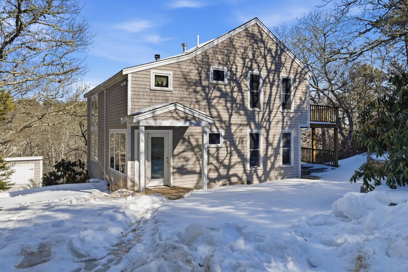 Turnkey modern home with 4 bedrooms and 3 full baths, filled - Beach Home for sale in Edgartown, Massachusetts on Beachhouse.com