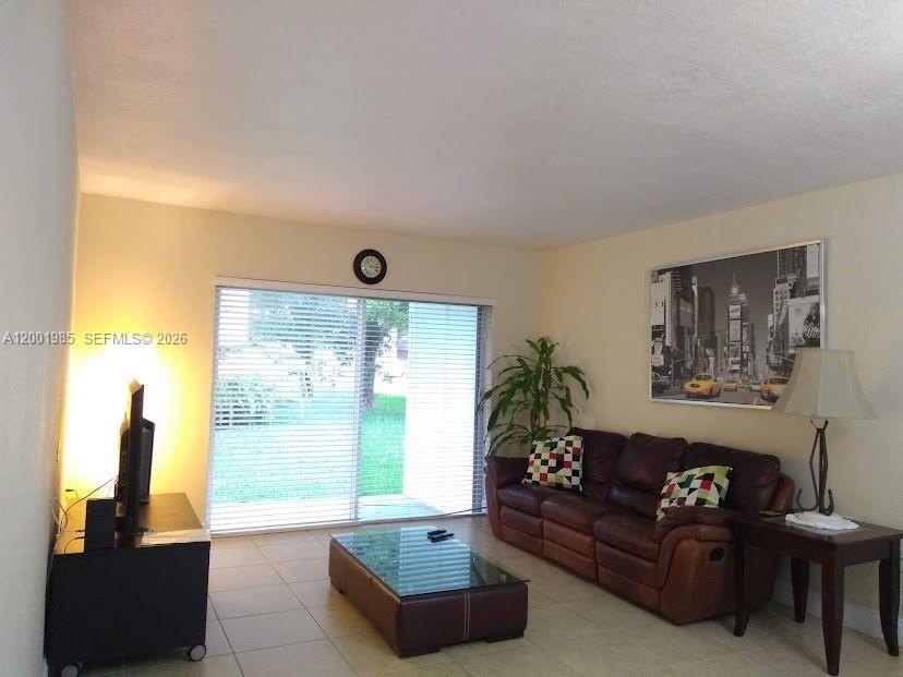 Investors, 1/1 Condo in Prime location, just behind Dadeland - Beach Condo for sale in Miami, Florida on Beachhouse.com