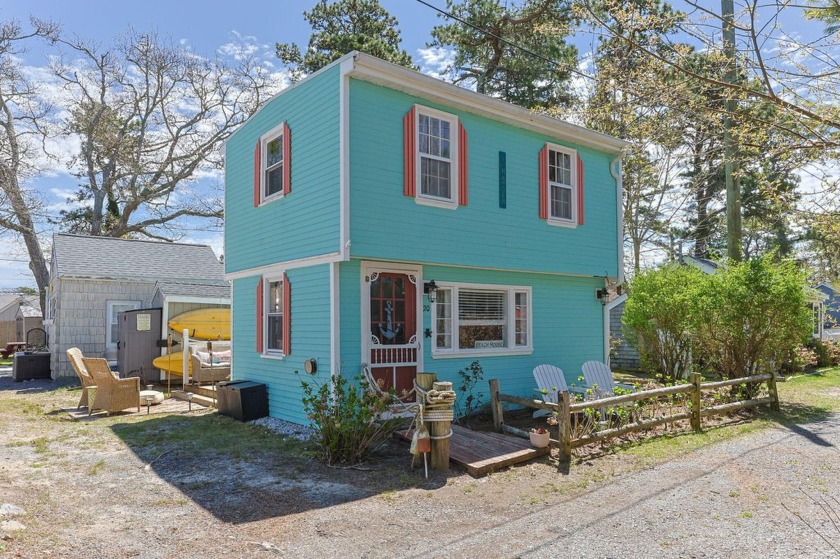 Charming Coastal Cottage - Deeded Beach Rights  Prime Location! - Beach Condo for sale in Dennis Port, Massachusetts on Beachhouse.com