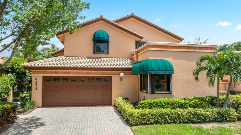 Dramatic and spacious two-story, 3 bedroom home with panoramic - Beach Home for sale in Boca Raton, Florida on Beachhouse.com