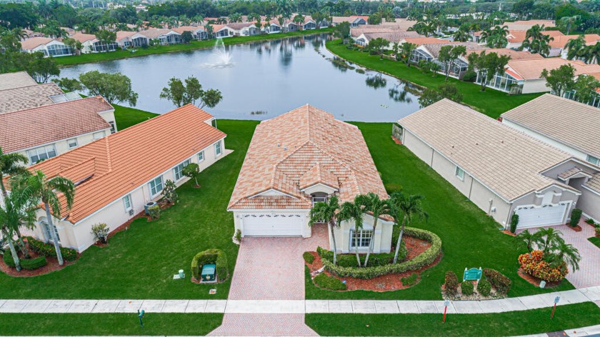 OPEN HOUSE 5/26 12-2.  BEST LAKEVIEW IN COMMUNITY W/A NEWER ROOF - Beach Home for sale in Boynton Beach, Florida on Beachhouse.com