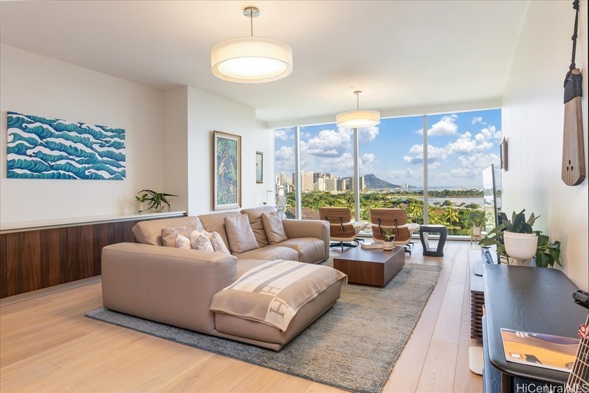 Elegant 2-bedroom, 2.5-bath residence in Waiea, a boutique - Beach Condo for sale in Honolulu, Hawaii on Beachhouse.com