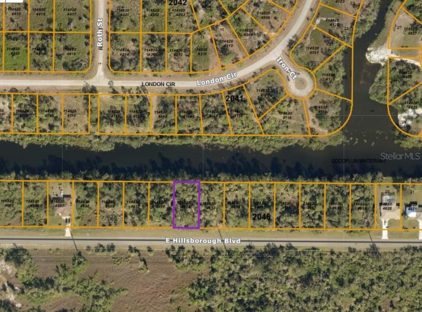 New construction all over.  Oversize lot on the Cocoplum - Beach Lot for sale in North Port, Florida on Beachhouse.com