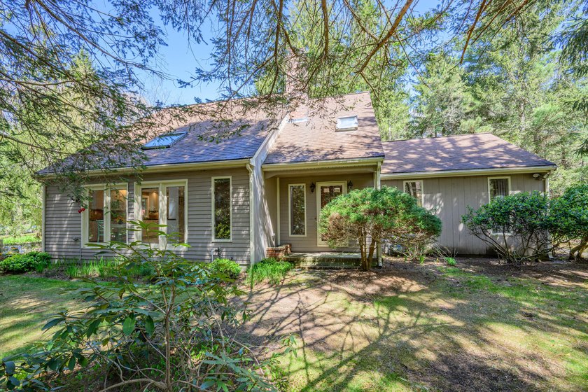 Escape to your private retreat in this charming & unique 3 bed - Beach Home for sale in Marstons Mills, Massachusetts on Beachhouse.com