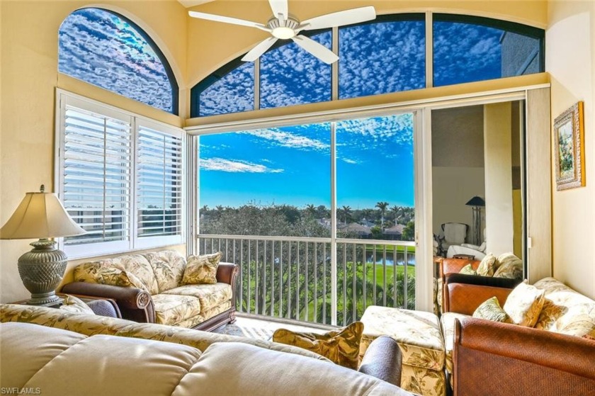 Gorgeous penthouse unit with Southern exposure views over - Beach Condo for sale in Naples, Florida on Beachhouse.com
