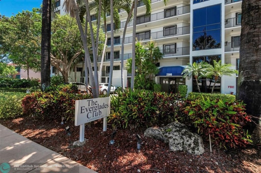 Location!Location! With OCEAN & INTRACOASTAL VIEWS FROM EVERY - Beach Condo for sale in Fort Lauderdale, Florida on Beachhouse.com