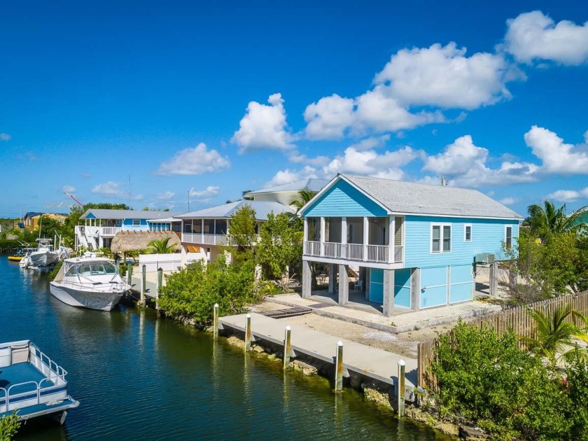 Fabulously appointed 3 Bedroom 2 Bath waterfront home in - Beach Home for sale in Ramrod Key, Florida on Beachhouse.com
