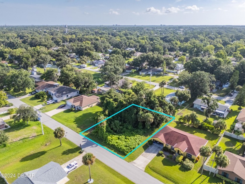 Perfectly situated off US1 and SR442 in Edgewater Florida, this - Beach Lot for sale in Edgewater, Florida on Beachhouse.com