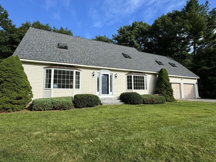 Located in the Falmouth Foreside neighborhood on a Dead End - Beach Home for sale in Falmouth, Maine on Beachhouse.com