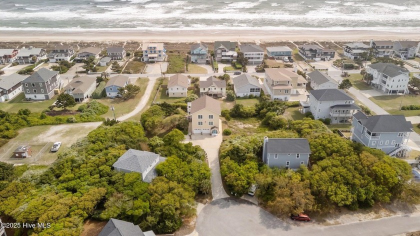 Welcome to 102 Oak Forest Lane, an exquisite 4-bedroom, 4 - Beach Home for sale in Atlantic Beach, North Carolina on Beachhouse.com