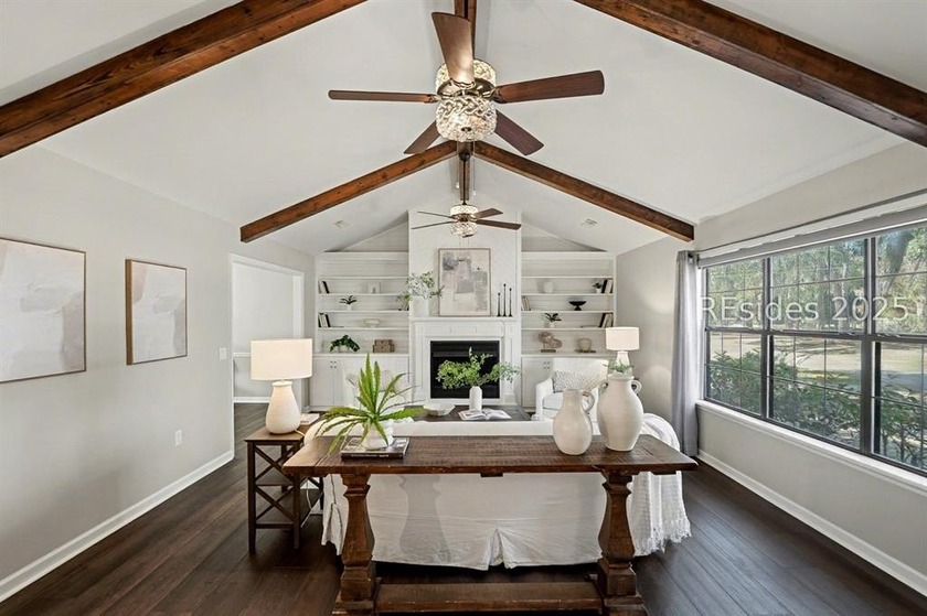 Charming Lowcountry home in a quiet Beaufort location! This - Beach Home for sale in Beaufort, South Carolina on Beachhouse.com