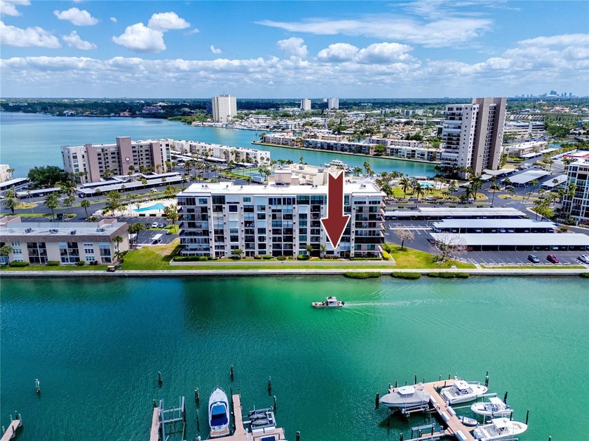 Bay Island's Presidential Building sits on a raised concrete - Beach Condo for sale in South Pasadena, Florida on Beachhouse.com