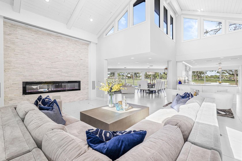 Please do not walk property without a confirmed appointment! - Beach Home for sale in Palm Beach Gardens, Florida on Beachhouse.com