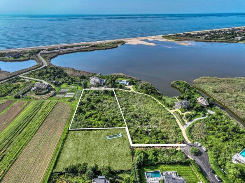 Looking for a special sought after location that offers sweeping - Beach Lot for sale in Sagaponack, New York on Beachhouse.com