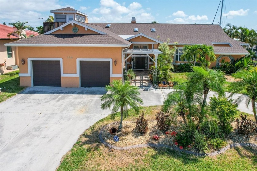 3BR, 3BA SAILBOAT WATERFRONT POOL HOME WITH DOCK  LIFT ONLY - Beach Home for sale in Port Charlotte, Florida on Beachhouse.com